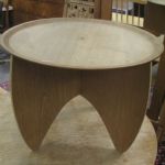 589 7540 LAMP TABLE
